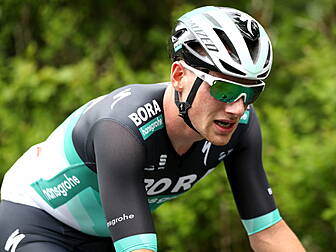 Sam Bennett Extends Lead At To...